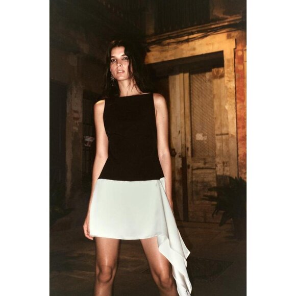 Zara Dresses & Skirts - ZARA CONTRASTING SHORT DRESS